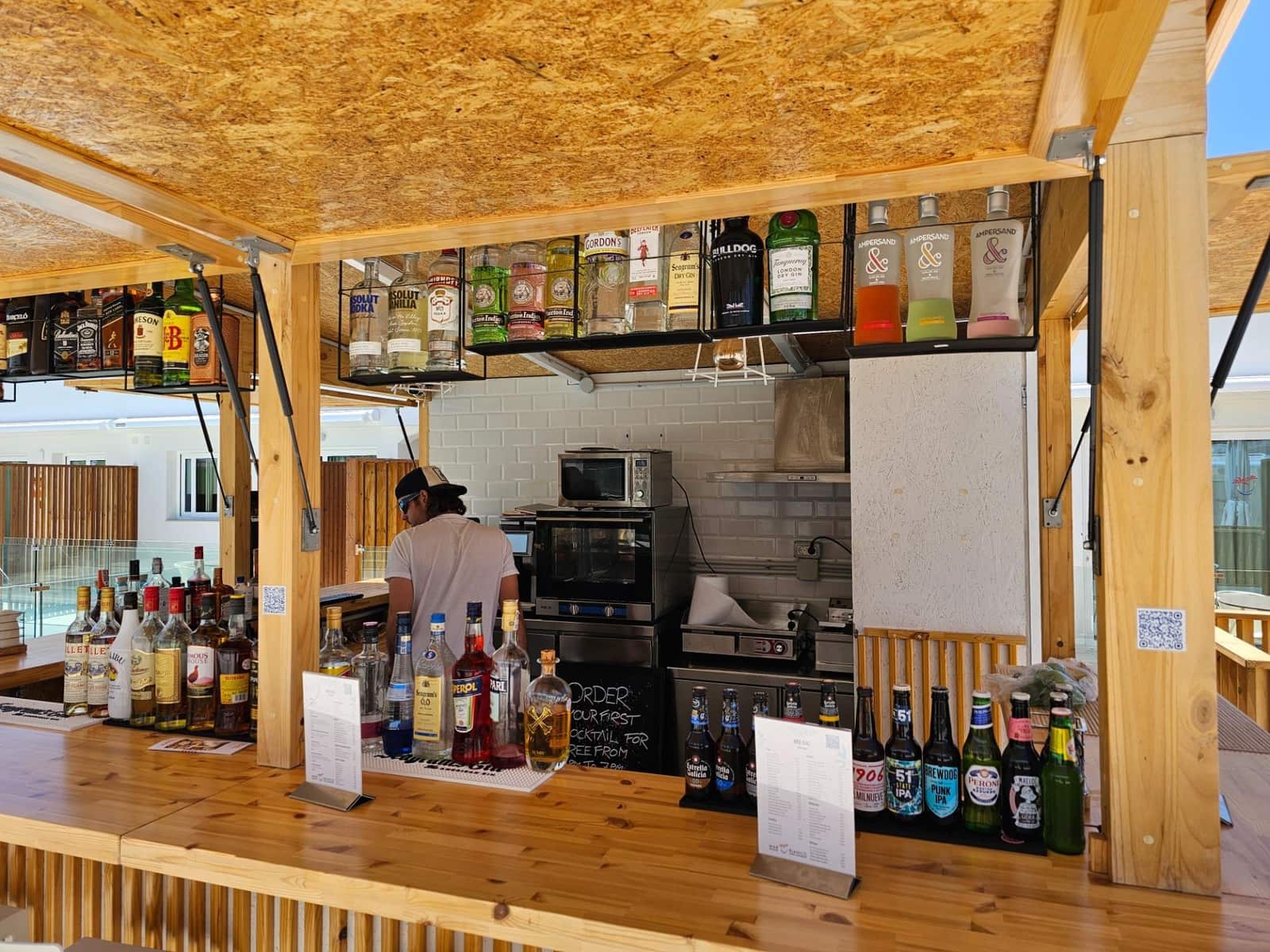 24 soveværelse Hotel til salg i Maspalomas med swimmingpool - € 3.950.000 (Ref: 8758003)