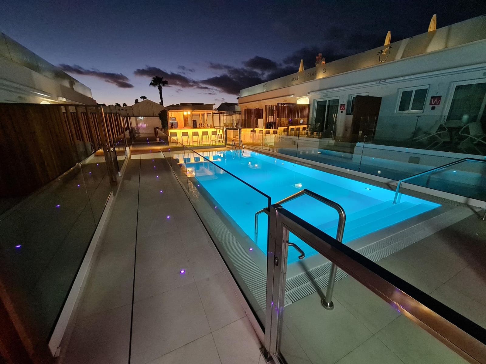 24 soveværelse Hotel til salg i Maspalomas med swimmingpool - € 3.950.000 (Ref: 8758003)