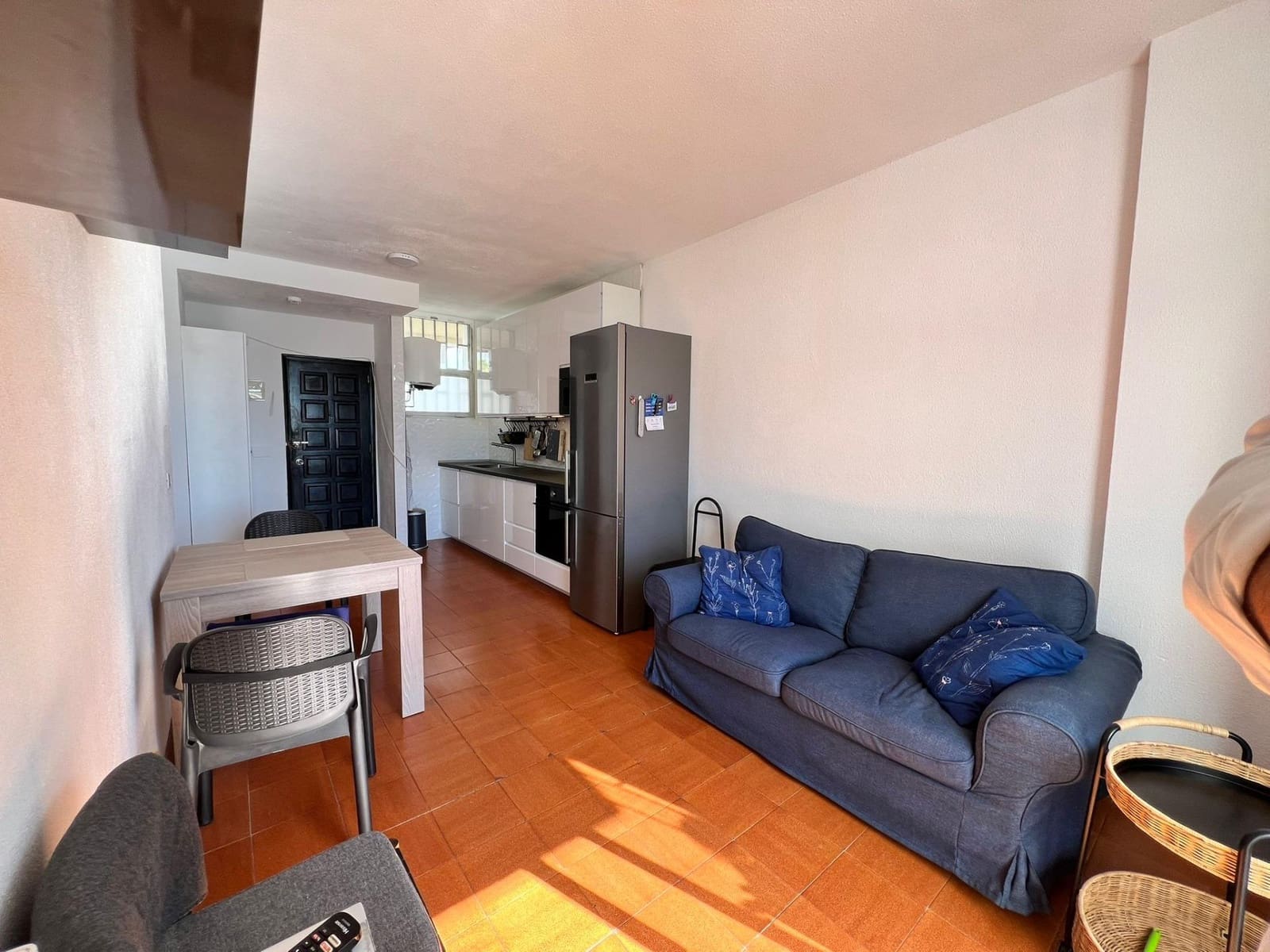 2 bedroom Apartment for rent in Playa del Ingles with pool - € 1,100 (Ref: 8758005)