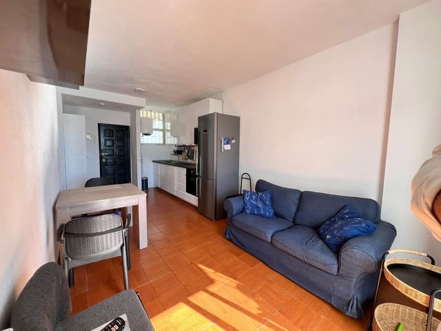 2 bedroom Apartment for rent in Playa del Inglés, San Bartolomé de Tirajana with pool - € 1,100 (Ref: 8758005)