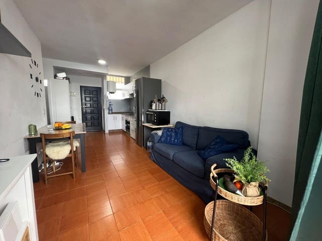 2 bedroom Apartment for rent in Playa del Inglés, San Bartolomé de Tirajana with pool - € 1,100 (Ref: 8758005)