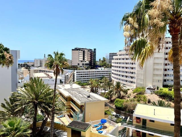 1 makuuhuone Huoneisto vuokrattavana paikassa Playa del Inglés, San Bartolomé de Tirajana mukana uima-altaan - 1 200 € (Ref: 8836941)