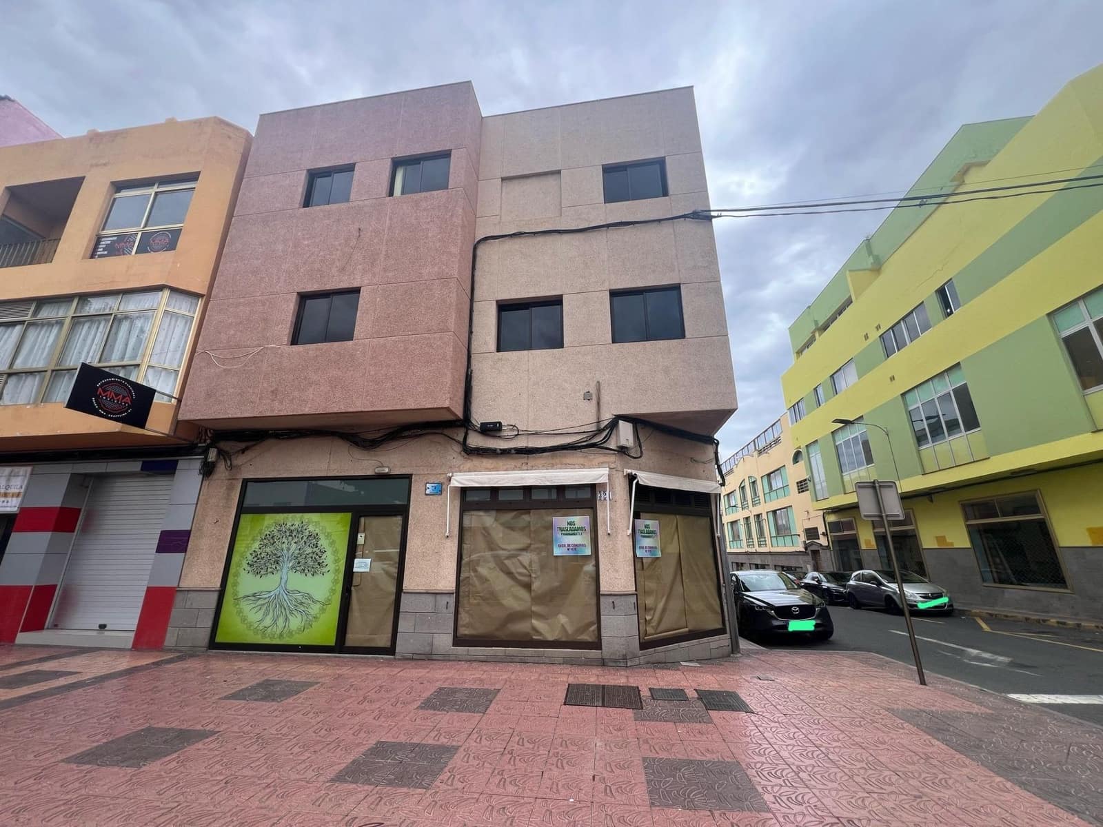 Erhverv til leje i Vecindario - € 1.900 (Ref: 8865160)