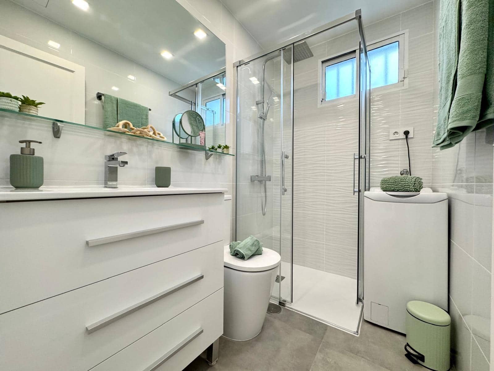 1 Zimmer Apartment zu vermieten in Puerto Rico mit Pool - 1.000 € (Ref: 8954445)