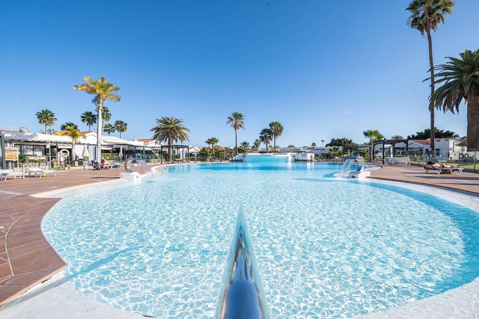 Bungalow de 1 habitación en Maspalomas en alquiler con piscina - 1.000 € (Ref: 8960151)