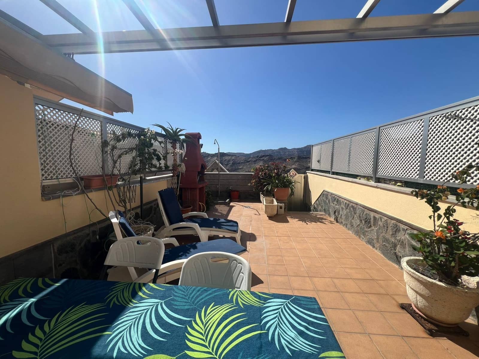 2 soveværelse Rækkehus til salg i Puerto Rico med swimmingpool - € 324.000 (Ref: 9012506)