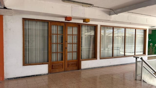 Erhverv til salg i San Bartolomé de Tirajana - € 120.000 (Ref: 9134325)