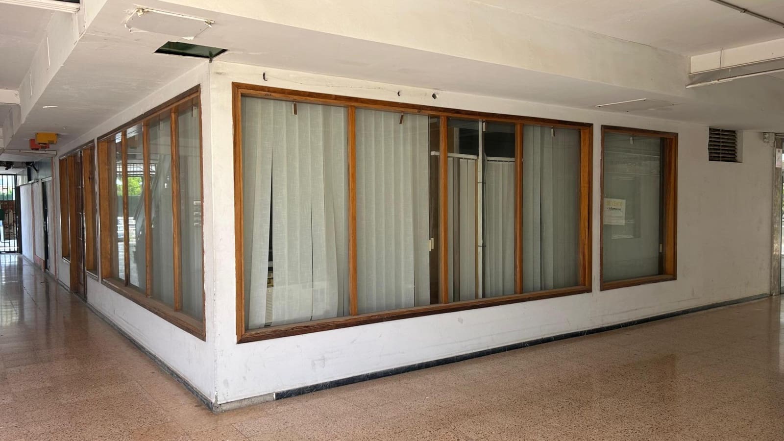 Erhverv til salg i San Bartolome de Tirajana - € 120.000 (Ref: 9134325)