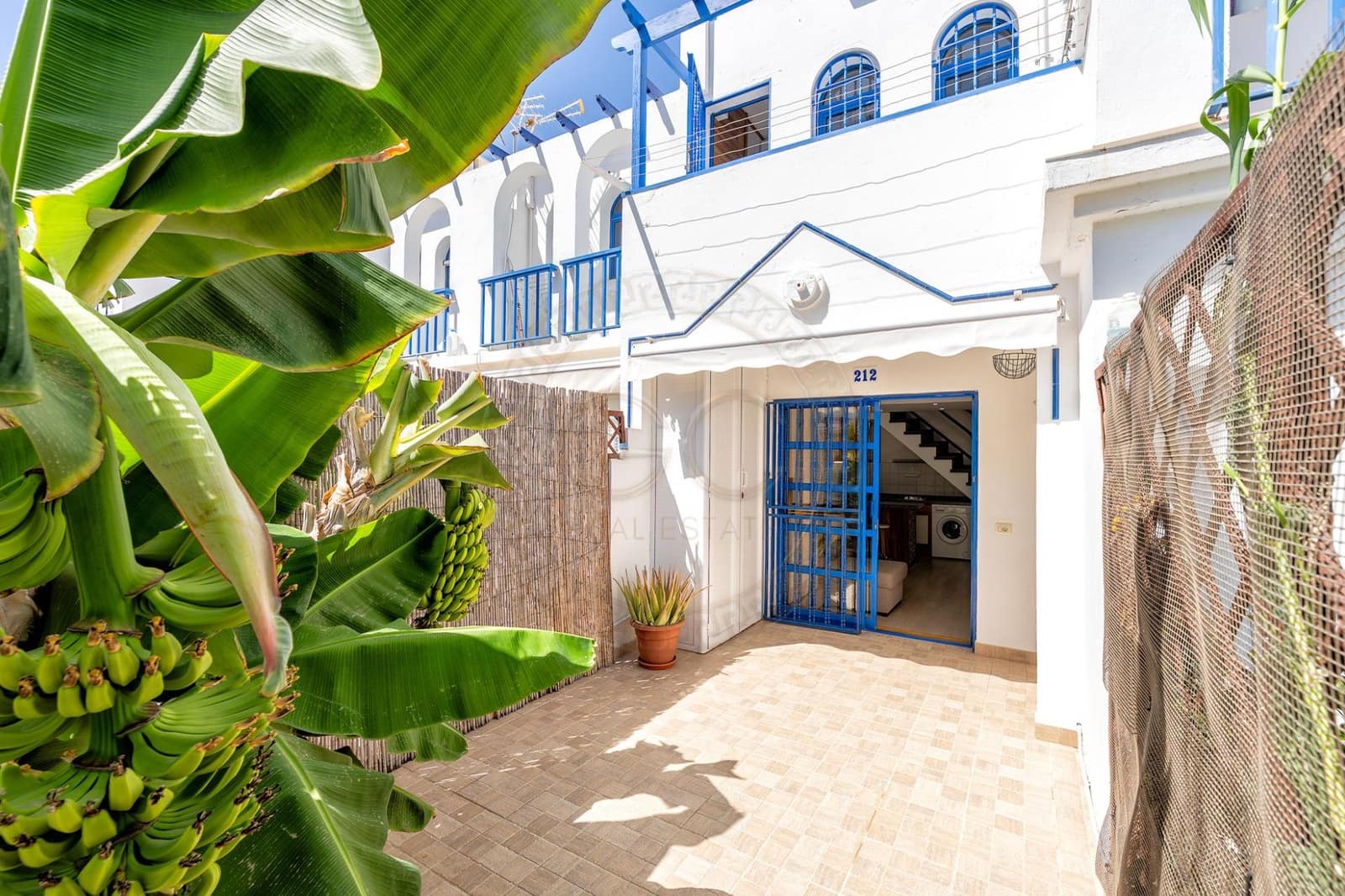 1 bedroom Terraced Villa for sale in San Bartolome de Tirajana with pool - € 200,000 (Ref: 9162227)