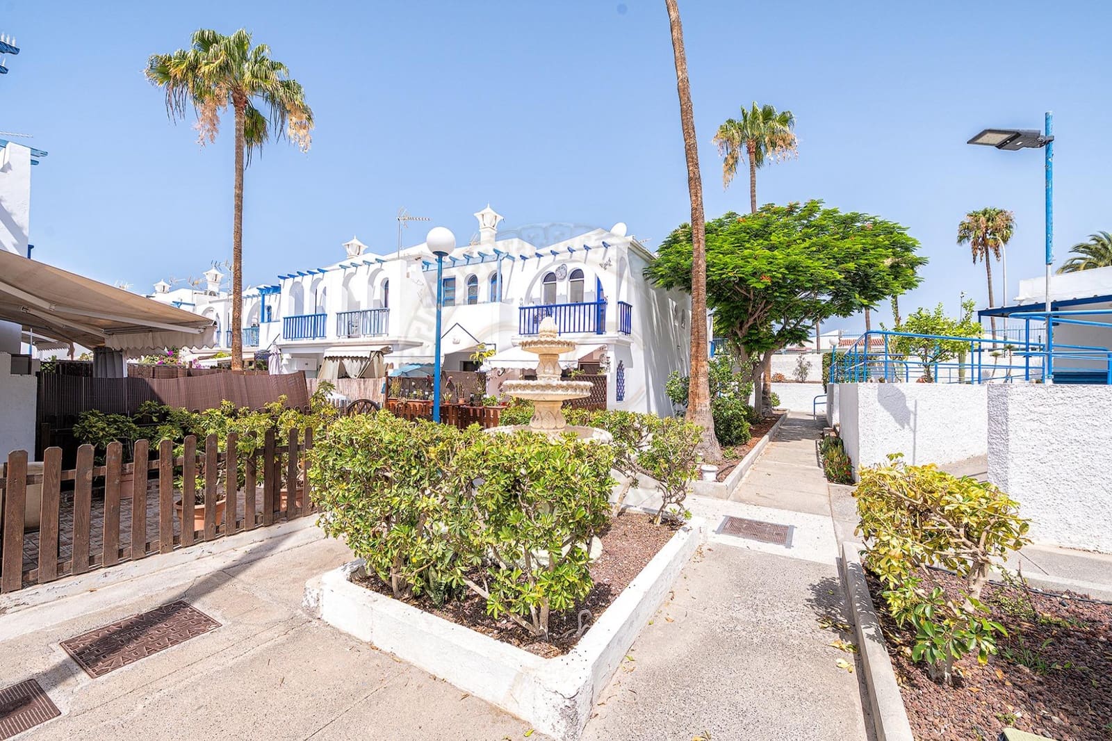 1 bedroom Terraced Villa for sale in San Bartolome de Tirajana with pool - € 200,000 (Ref: 9162227)