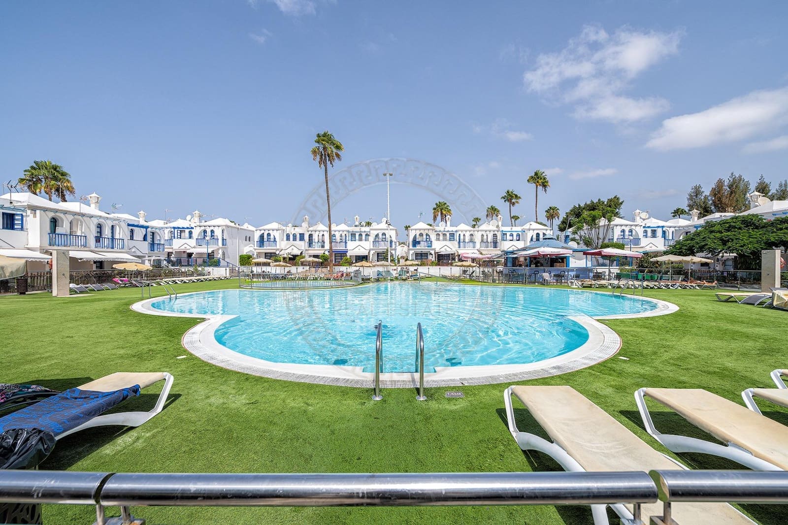 1 bedroom Terraced Villa for sale in San Bartolome de Tirajana with pool - € 200,000 (Ref: 9162227)