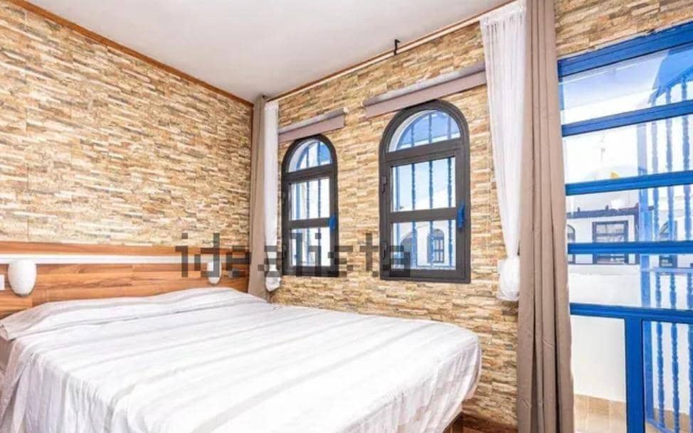 1 bedroom Terraced Villa for sale in San Bartolome de Tirajana with pool - € 200,000 (Ref: 9162227)