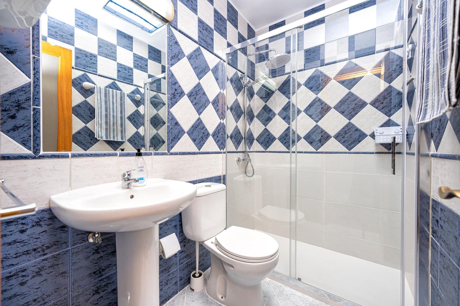 1 bedroom Terraced Villa for sale in San Bartolome de Tirajana with pool - € 200,000 (Ref: 9162227)
