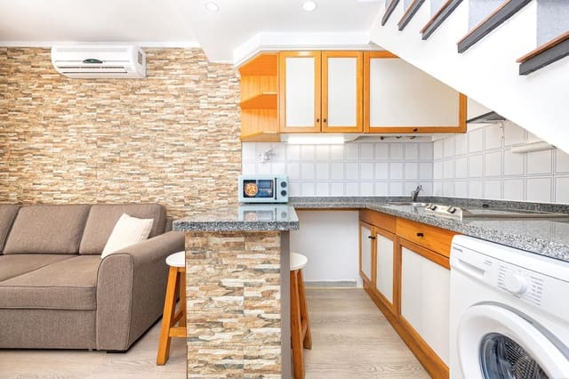 Adosado de 1 habitación en Campo Internacional, San Bartolomé de Tirajana en venta con piscina - 200.000 € (Ref: 9162227)