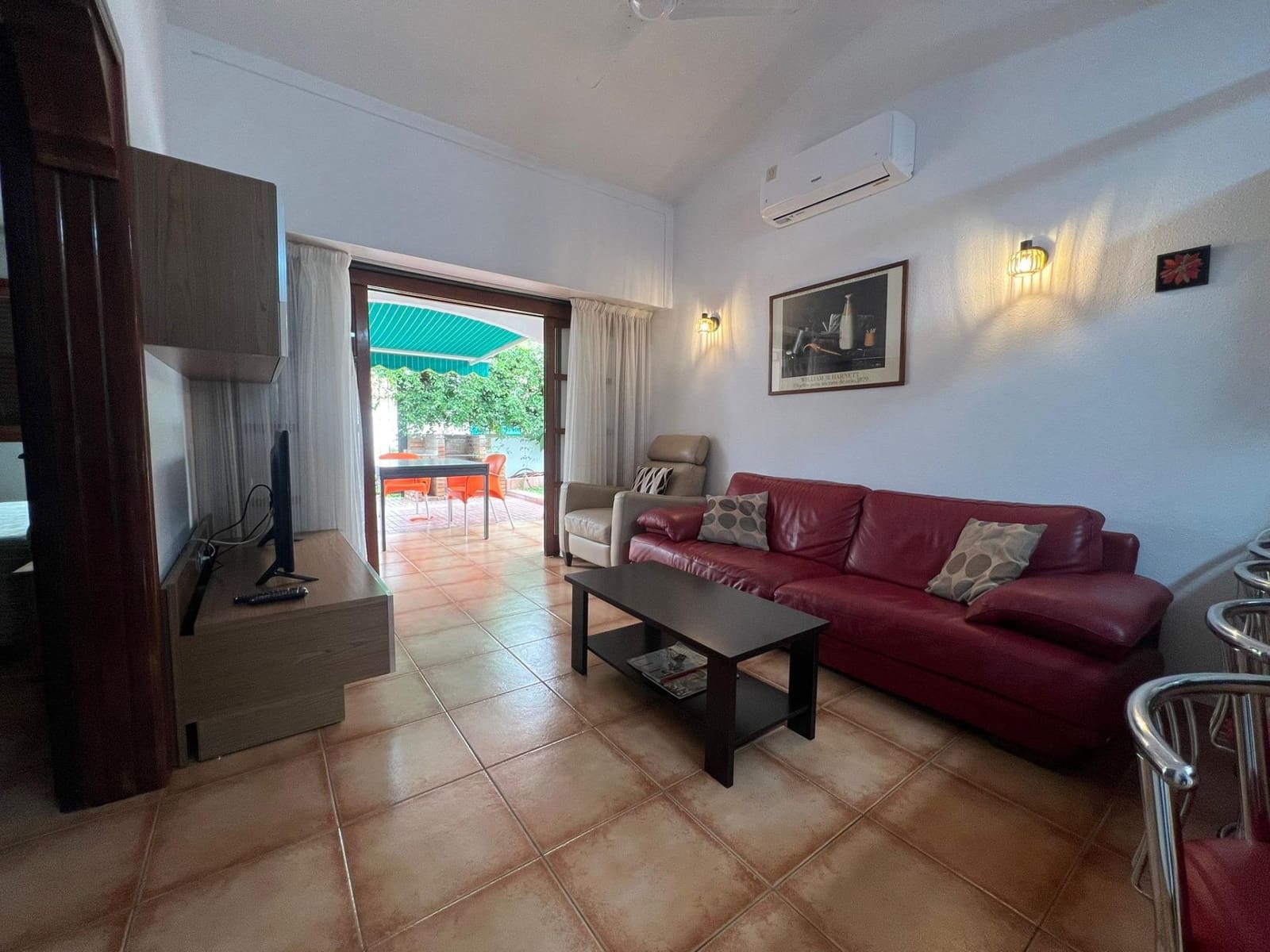 4 slaapkamer Rijtjeshuis te huur in Playa del Ingles met zwembad garage - € 1.800 (Ref: 9177286)