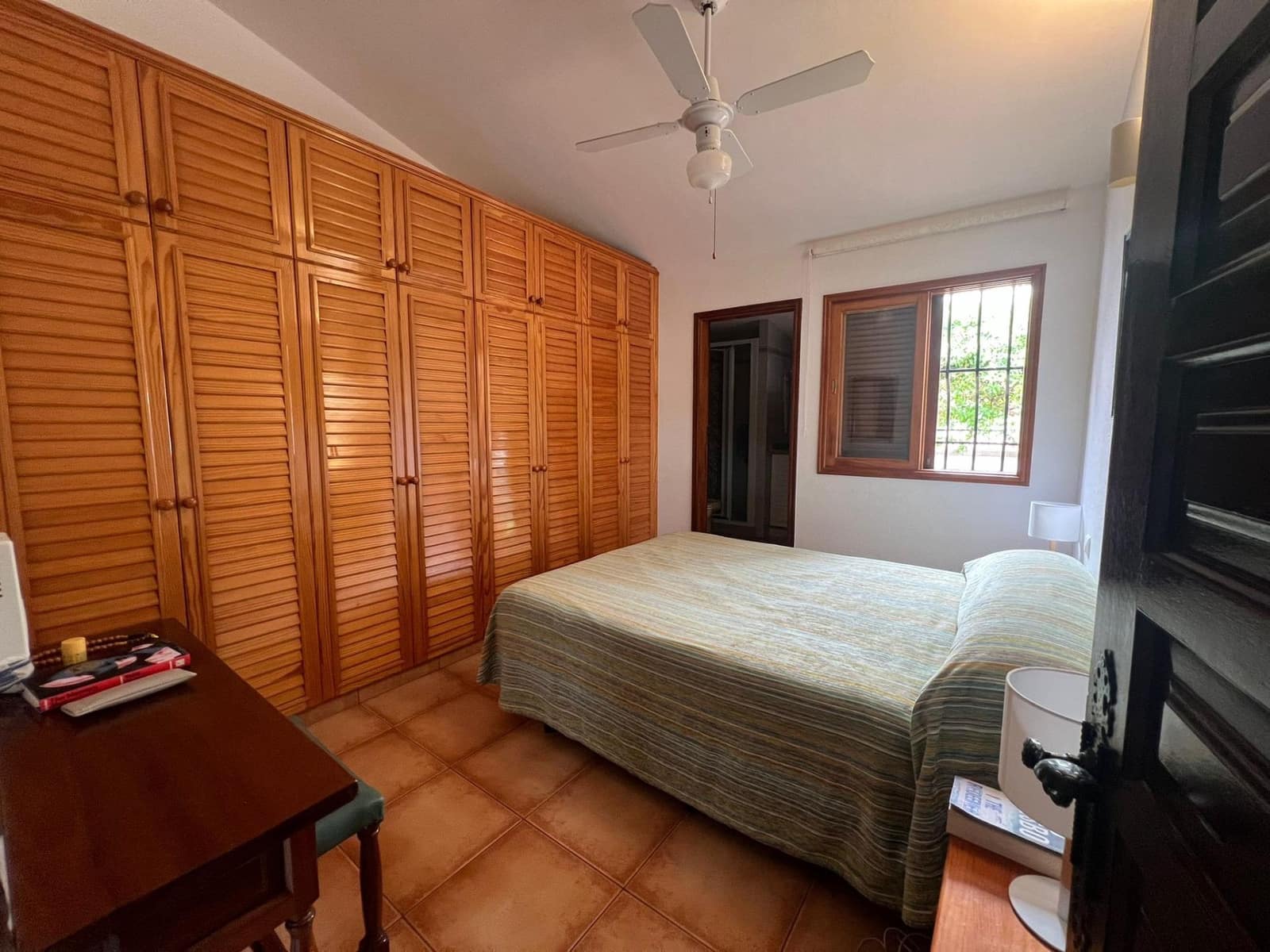 4 slaapkamer Rijtjeshuis te huur in Playa del Ingles met zwembad garage - € 1.800 (Ref: 9177286)