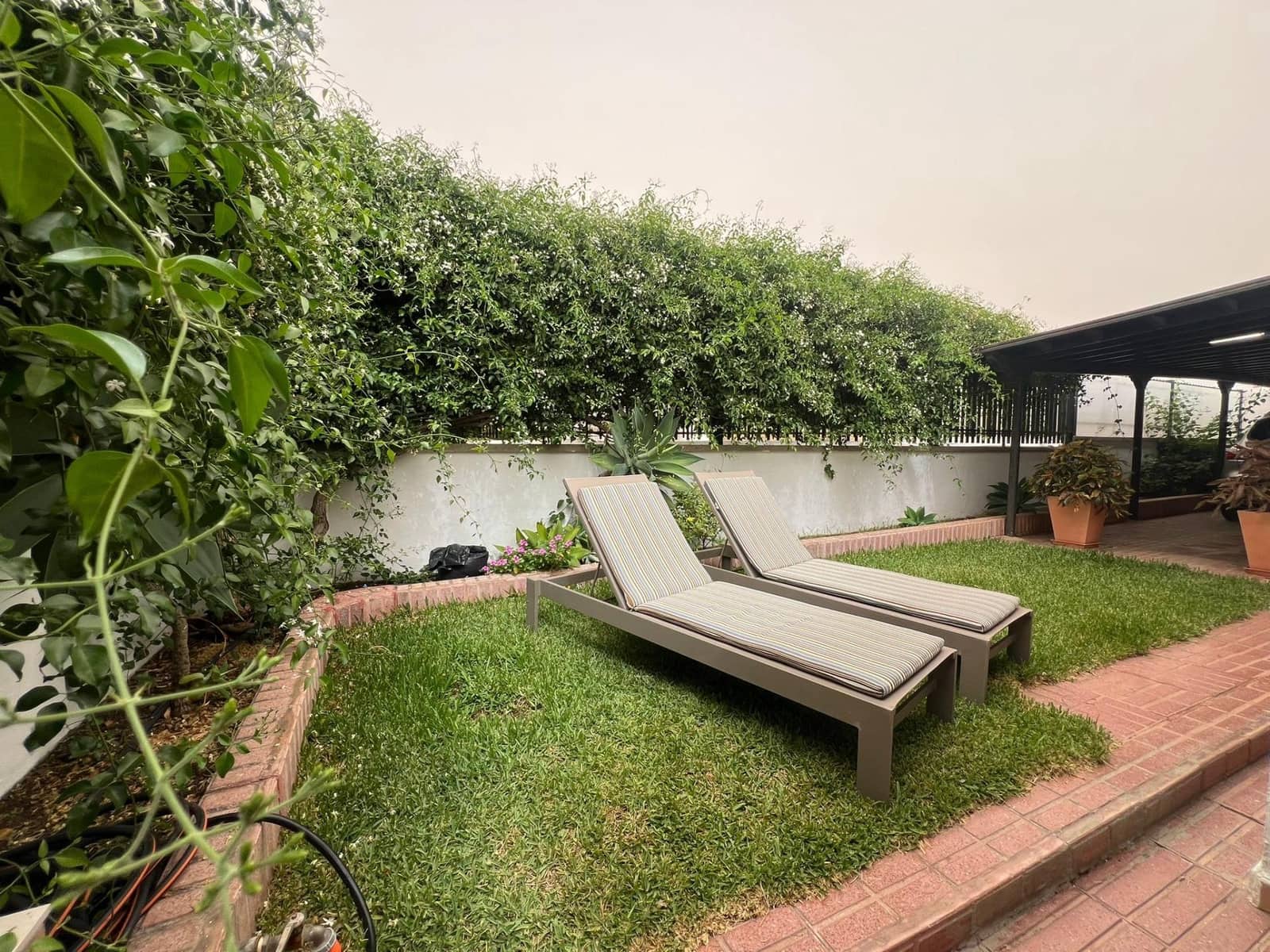 4 slaapkamer Rijtjeshuis te huur in Playa del Ingles met zwembad garage - € 1.800 (Ref: 9177286)
