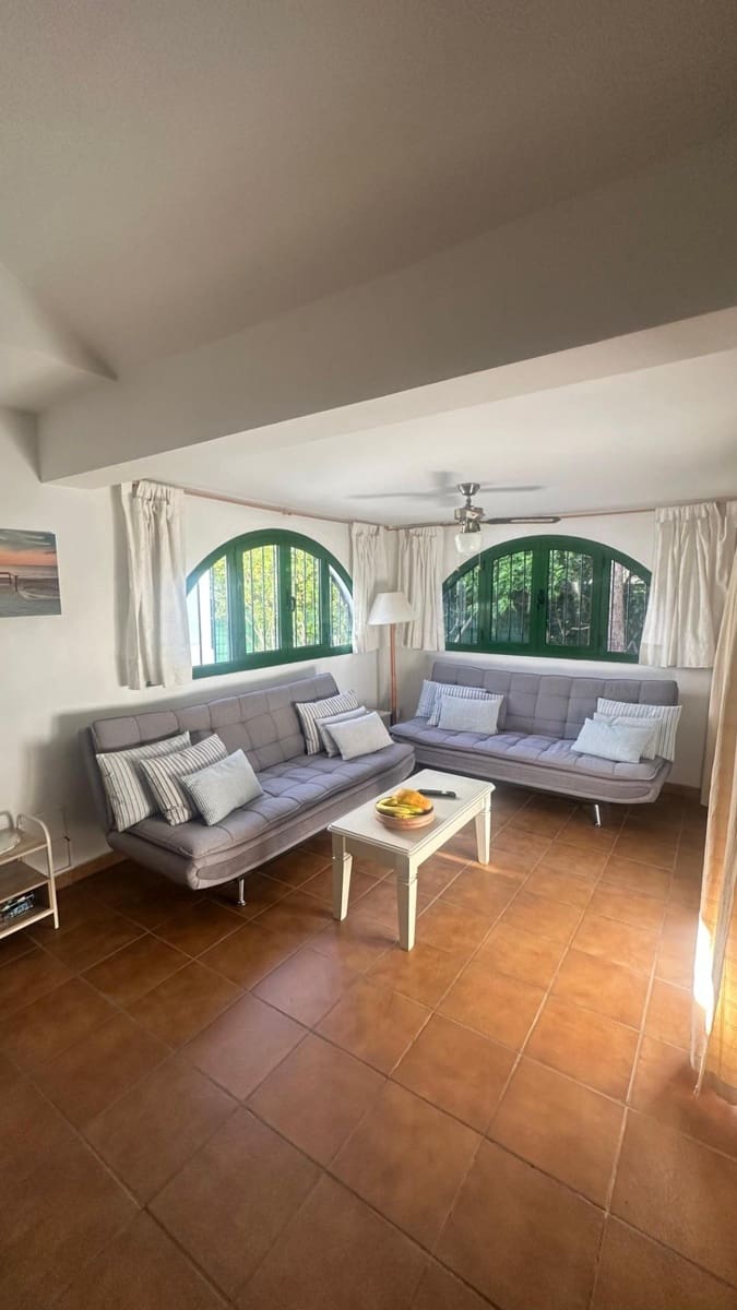 2 soveværelse Bungalow til leje i Campo Internacional med swimmingpool - € 1.350 (Ref: 9192298)
