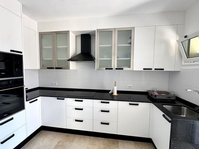 2 slaapkamer Bungalow te huur in Puerto Rico, Mogán met zwembad garage - € 1.500 (Ref: 9193749)