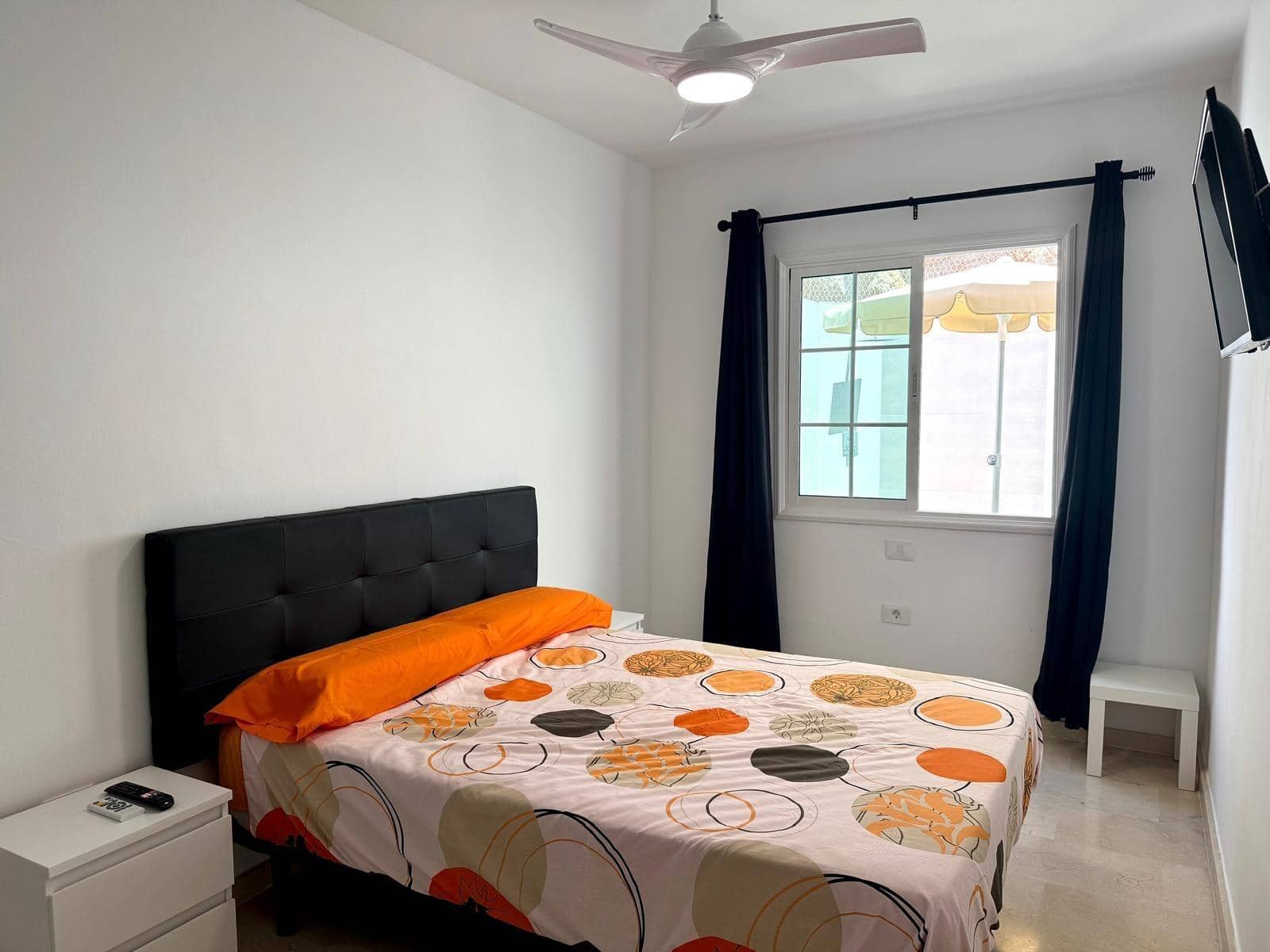 2 soveværelse Bungalow til leje i Puerto Rico med swimmingpool garage - € 1.500 (Ref: 9193749)