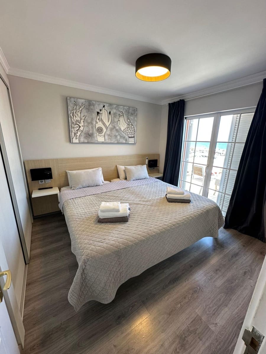 2 sypialnia Dom na sprzedaż w Playa del Ingles z basenem - 850 000 € (Ref: 9228834)