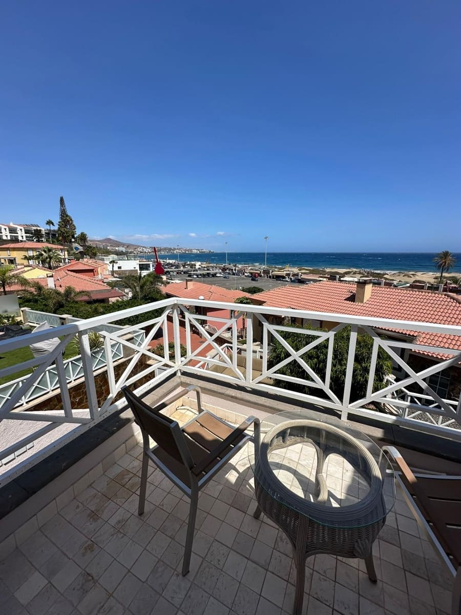 2 sypialnia Dom na sprzedaż w Playa del Ingles z basenem - 850 000 € (Ref: 9228834)