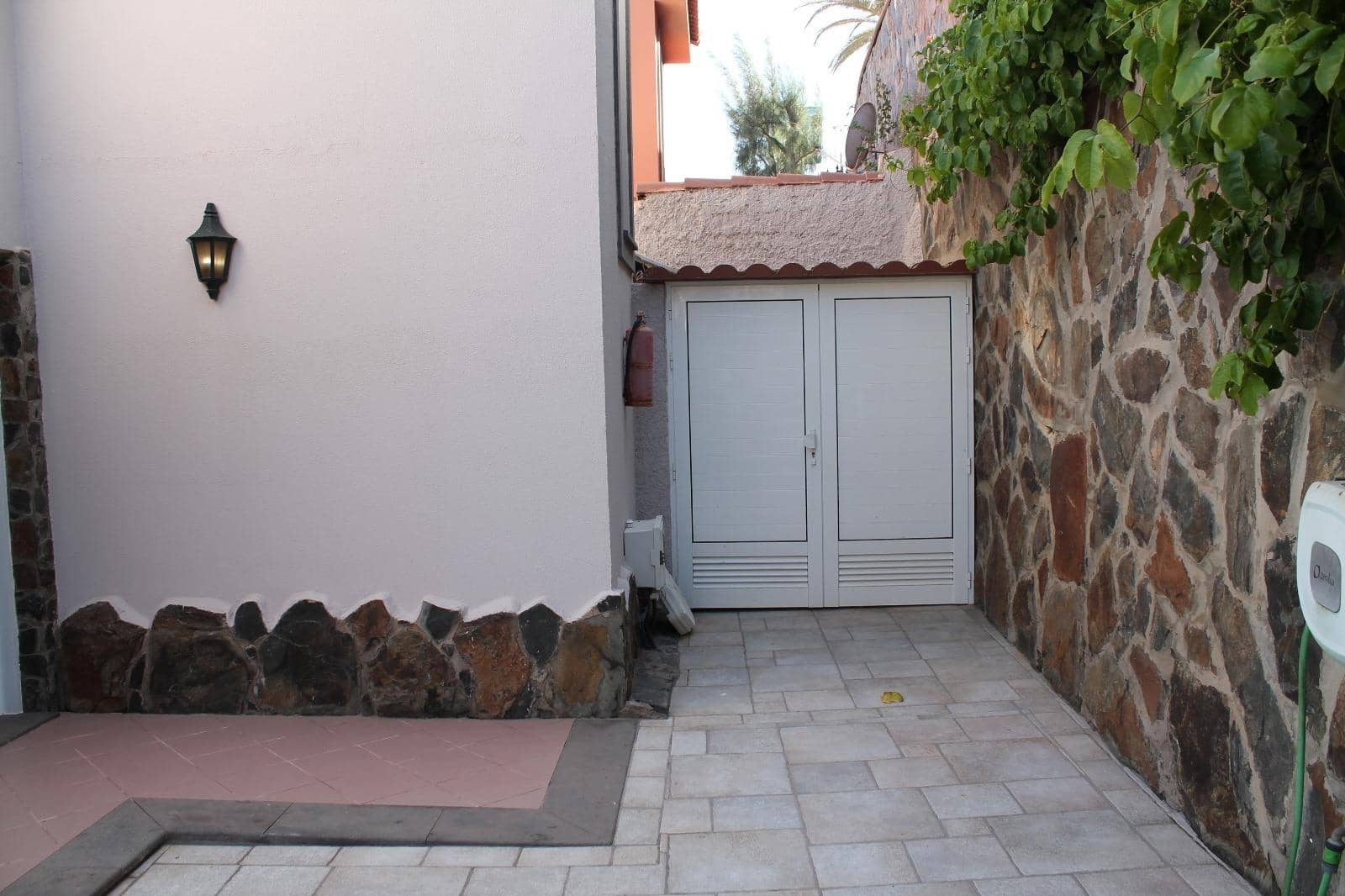 2 sypialnia Dom na sprzedaż w Playa del Ingles z basenem - 850 000 € (Ref: 9228834)