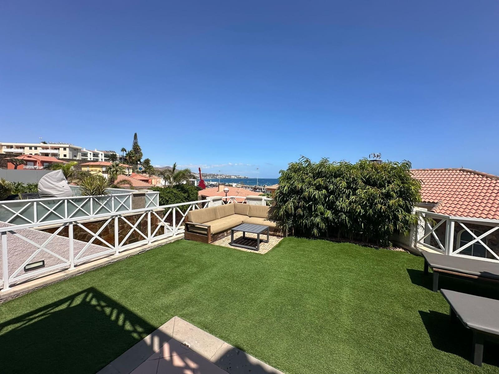 2 sypialnia Dom na sprzedaż w Playa del Ingles z basenem - 850 000 € (Ref: 9228834)