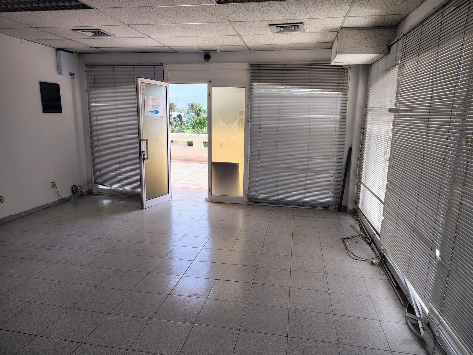 Kommersiell till salu i Maspalomas - 109 000 € (Ref: 9285180)