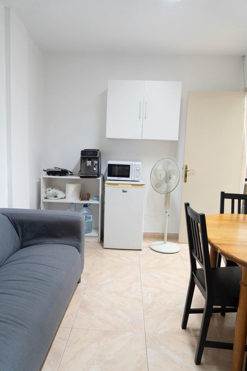 Kontor til salg i Santa Lucia de Tirajana - € 76.000 (Ref: 9303498)