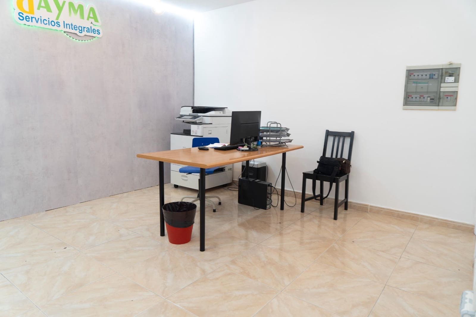 Kontor til salg i Santa Lucia de Tirajana - € 76.000 (Ref: 9303498)