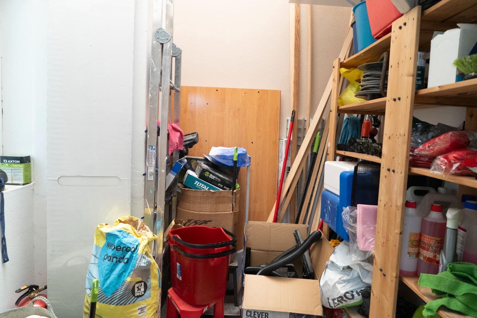 Kontor til salg i Santa Lucia de Tirajana - € 76.000 (Ref: 9303498)