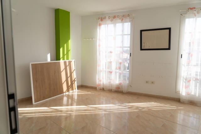 Kontor til salg i Santa Lucía de Tirajana - € 111.000 (Ref: 9303499)