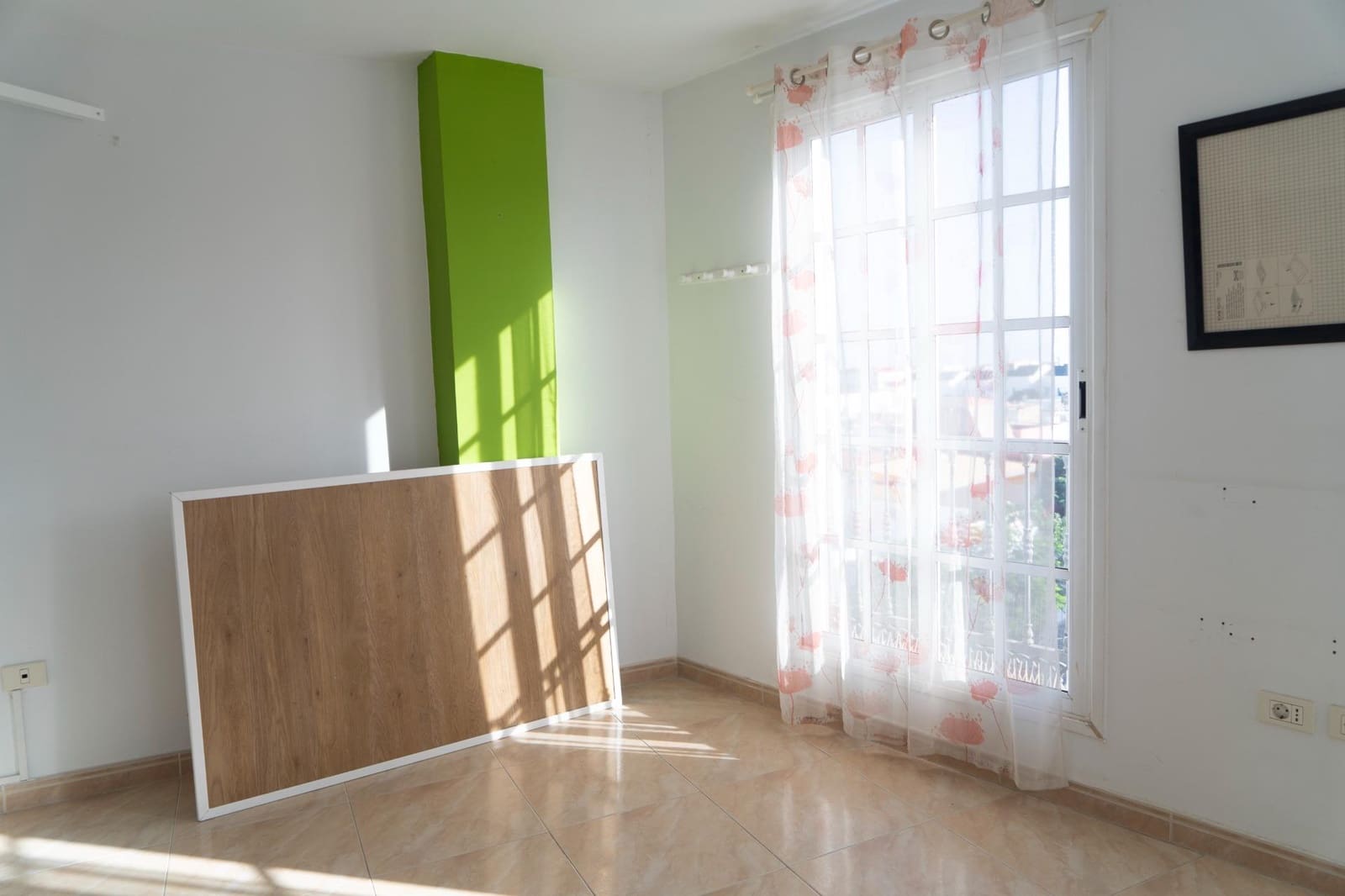 Kontor til salg i Santa Lucia de Tirajana - € 111.000 (Ref: 9303499)