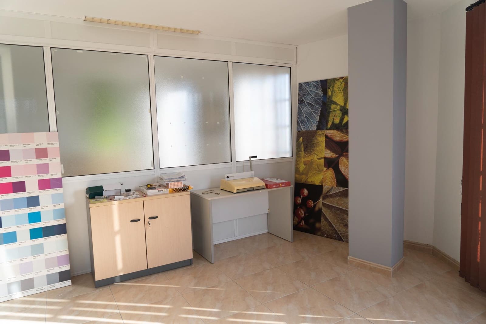 Kontor til salg i Santa Lucia de Tirajana - € 111.000 (Ref: 9303499)