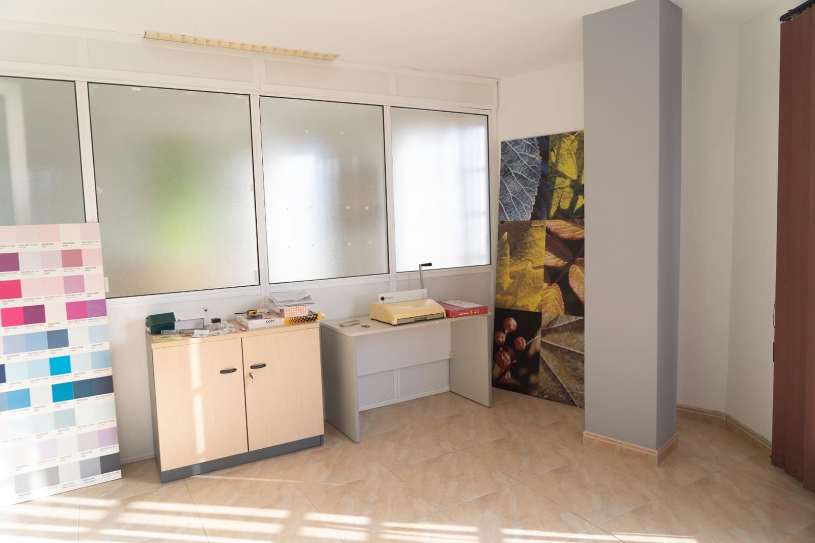 Kontor til salg i Santa Lucia de Tirajana - € 111.000 (Ref: 9303499)