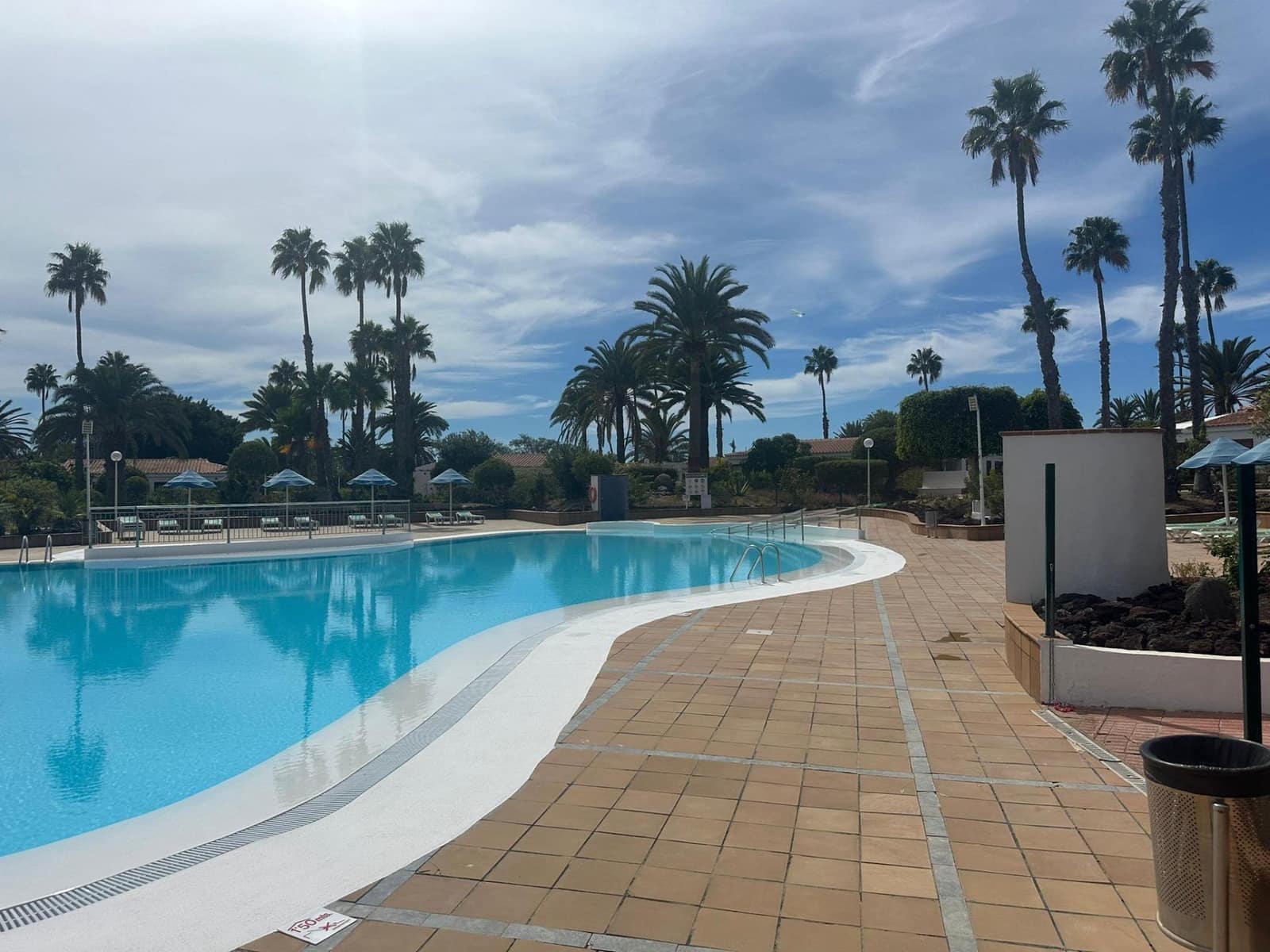 2 quarto Bungalow para venda em San Bartolome de Tirajana com piscina - 369 000 € (Ref: 9330609)