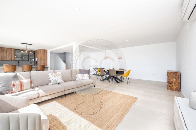 3 slaapkamer Villa te koop in Salobre Golf, San Bartolomé de Tirajana met zwembad garage - € 899.000 (Ref: 9344731)