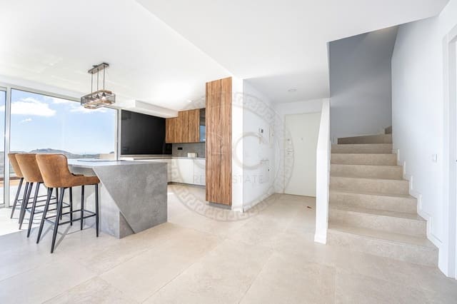 3 slaapkamer Villa te koop in Salobre Golf, San Bartolomé de Tirajana met zwembad garage - € 899.000 (Ref: 9344731)