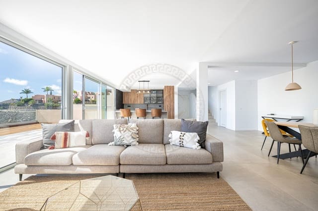 3 slaapkamer Villa te koop in Salobre Golf, San Bartolomé de Tirajana met zwembad garage - € 899.000 (Ref: 9344731)