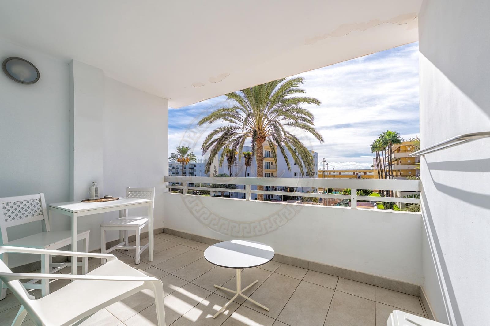 1 soverom Leilighet til salgs i Playa del Ingles med svømmebasseng - € 189 000 (Ref: 9359543)