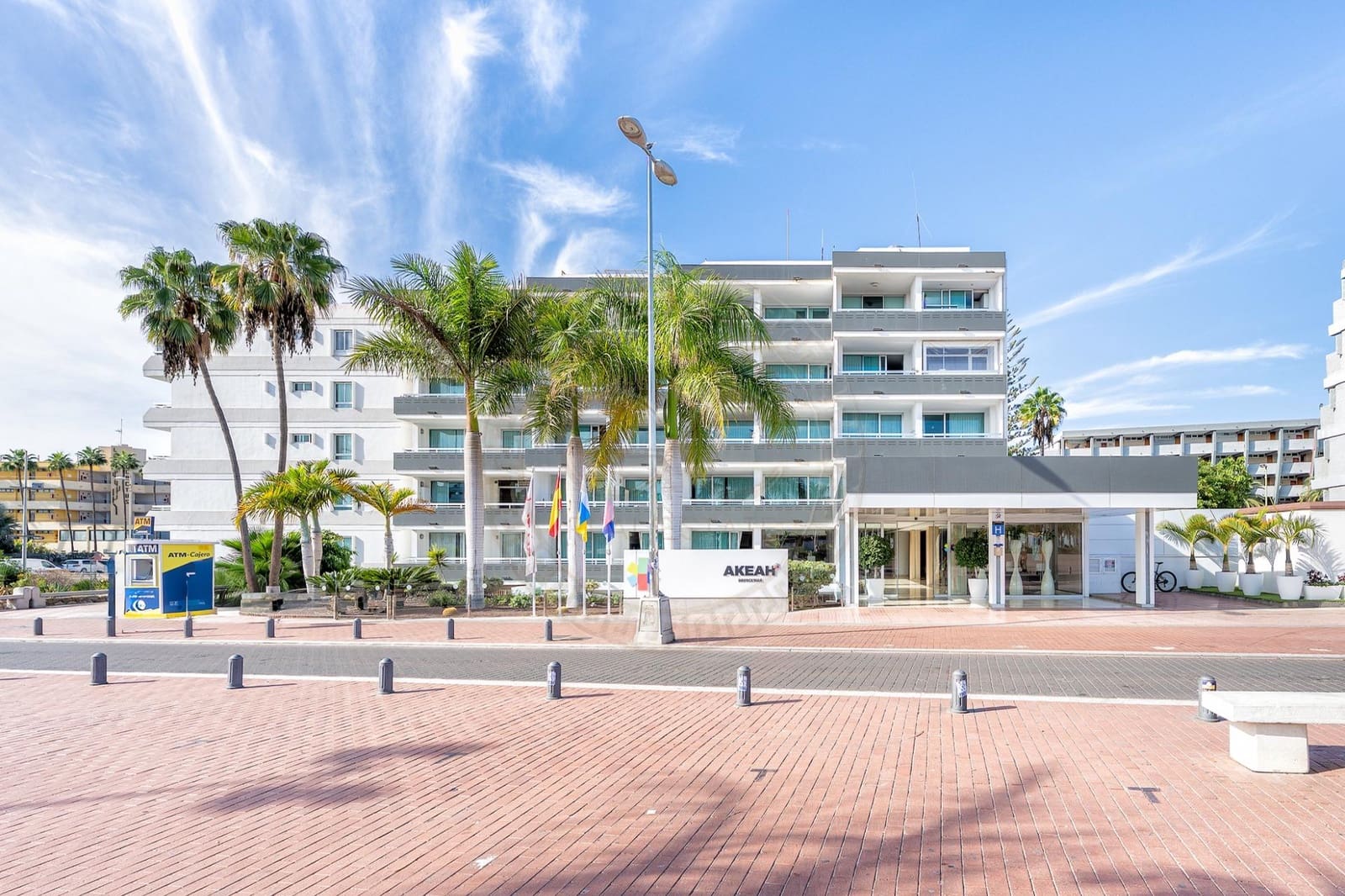 1 soverom Leilighet til salgs i Playa del Ingles med svømmebasseng - € 189 000 (Ref: 9359543)