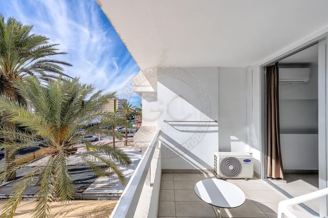 1 soveværelse Lejlighed til salg i Playa del Inglés, San Bartolomé de Tirajana med swimmingpool - € 189.000 (Ref: 9359543)
