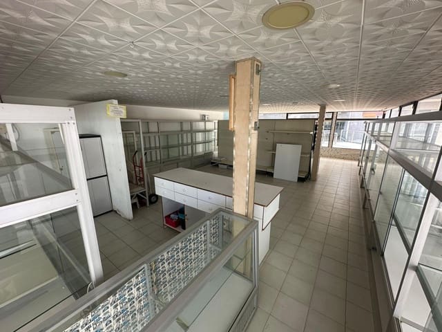 Commercieel te koop in San Bartolomé de Tirajana - € 110.000 (Ref: 9375288)