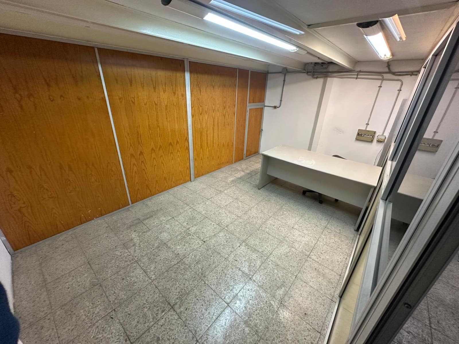 Commercial for sale in San Bartolome de Tirajana - € 125,000 (Ref: 9390822)