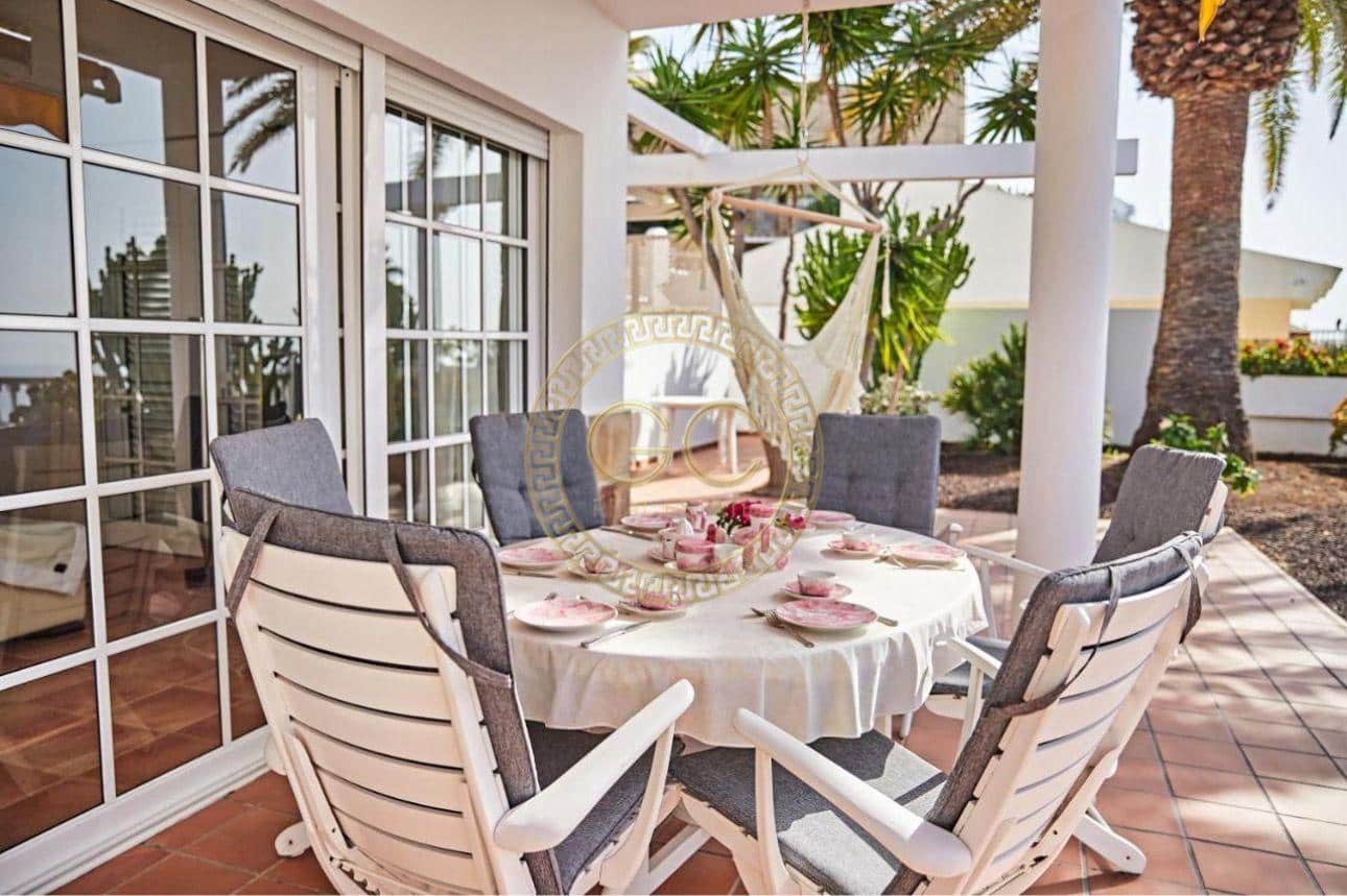 3 makuuhuone Huvila vuokrattavana paikassa Puerto Rico mukana uima-altaan - 5 000 € (Ref: 9406801)