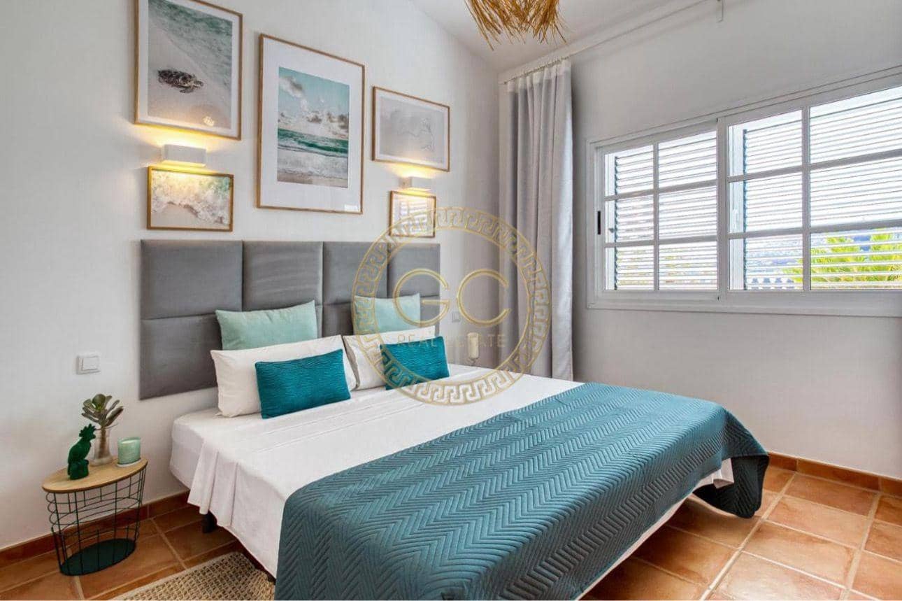 3 makuuhuone Huvila vuokrattavana paikassa Puerto Rico mukana uima-altaan - 5 000 € (Ref: 9406801)