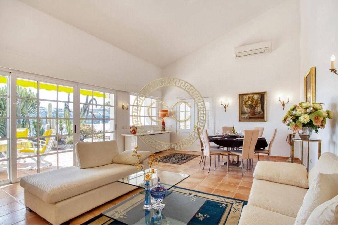 Villa/Maison de 3 chambres à louer à Puerto Rico avec piscine - 4 500 € (Ref: 9406801)