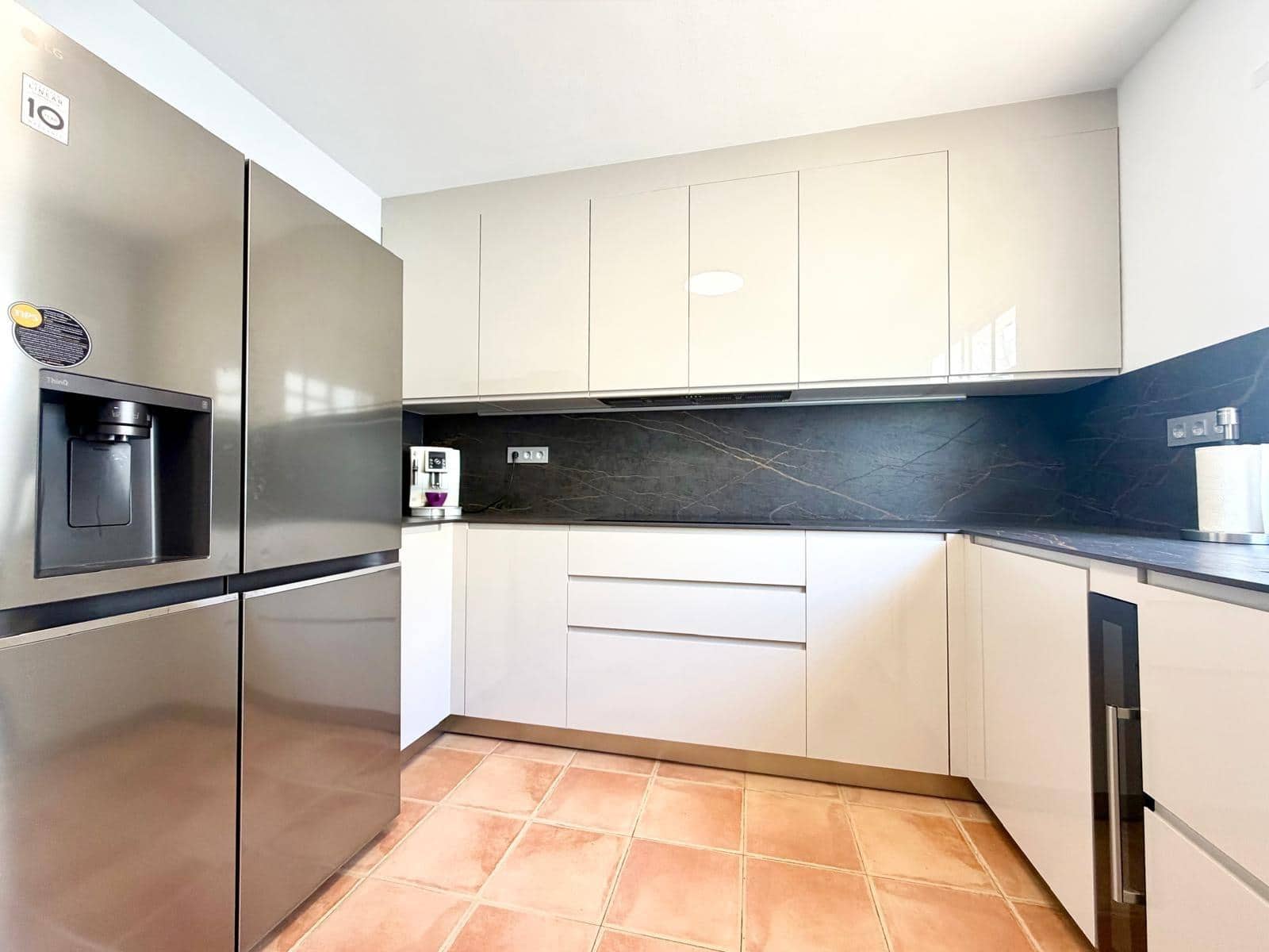 3 bedroom Villa for rent in Puerto Rico with pool garage - € 4,500 (Ref: 9406801)