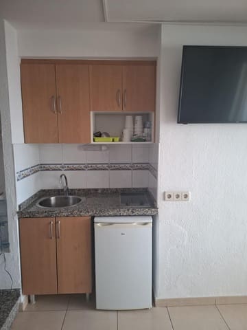 Estúdio para arrendar em Puerto Rico, Mogán com piscina - 800 € (Ref: 9410943)